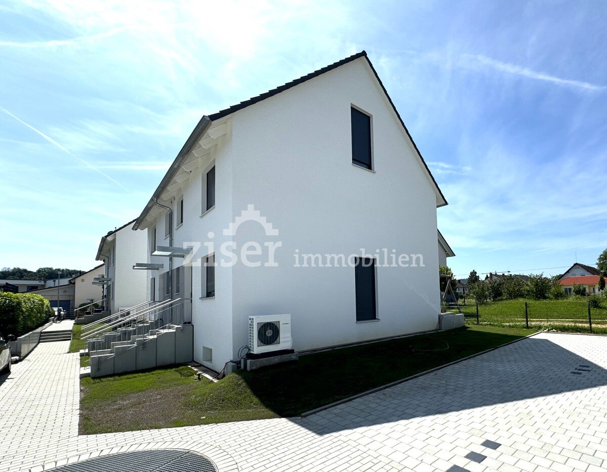 Doppelhaushälfte zum Kauf 589.000 € 5 Zimmer 131,5 m²<br/>Wohnfläche 187 m²<br/>Grundstück Endingen Endingen am Kaiserstuhl 79346