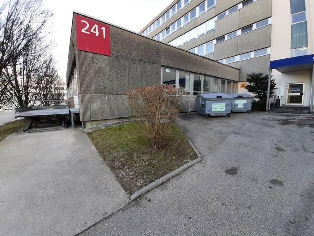 Lagerhalle zur Miete 8,50 € 355,4 m² Lagerfläche Brunhamstraße 21 Aubing-Lochhausen-Langwied München 81249