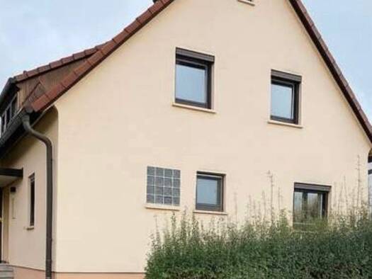 Wohnung zur Miete 1.100 € 4 Zimmer 97 m² Geschoss 1/1 frei ab 01.02.2026 Aalen 73434