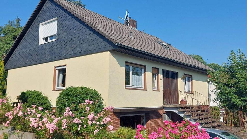 Einfamilienhaus zum Kauf 390.000 € 5 Zimmer 163 m² 679 m² Grundstück Eidengesäß Linsengericht 63589