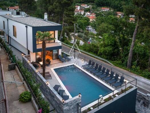 Haus zum Kauf 2.000.000 € 8 Zimmer 410 m² Opatija, Pokupsko Pokupsko