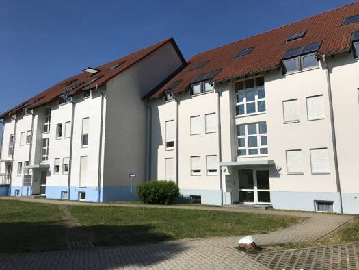 Wohnung zum Kauf 153.400 € 3 Zimmer 76,7 m² 2. Geschoss Königsbrück 01936