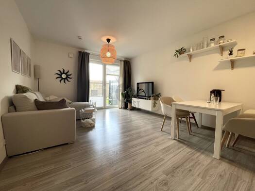 Wohnung zur Miete 700 € 2 Zimmer 55 m² Harsefeld 21698
