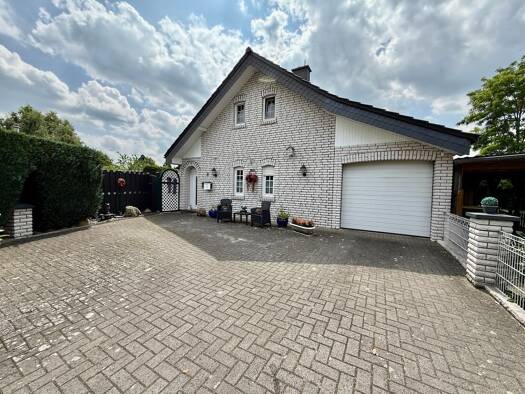 Einfamilienhaus zum Kauf 319.000 € 4 Zimmer 139,1 m² 808 m² Grundstück Rieste 49597