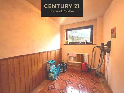 Einfamilienhaus zum Kauf 160.000 € 8 Zimmer 171 m² frei ab sofort Am Schaumberg 15 Tholey 66636