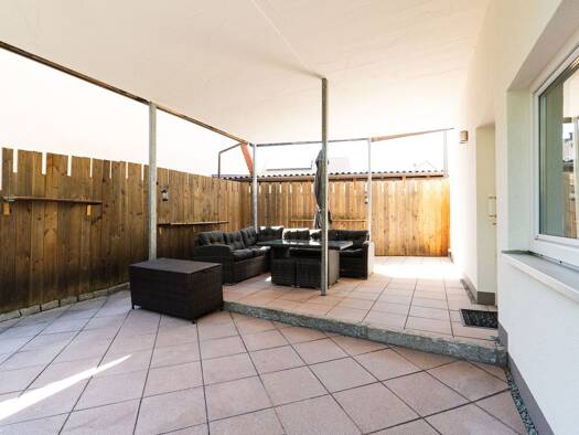 Terrassenwohnung zur Miete 1.450 € 4 Zimmer 140 m² Geschoss EG/2 frei ab sofort Vach Fürth 90768