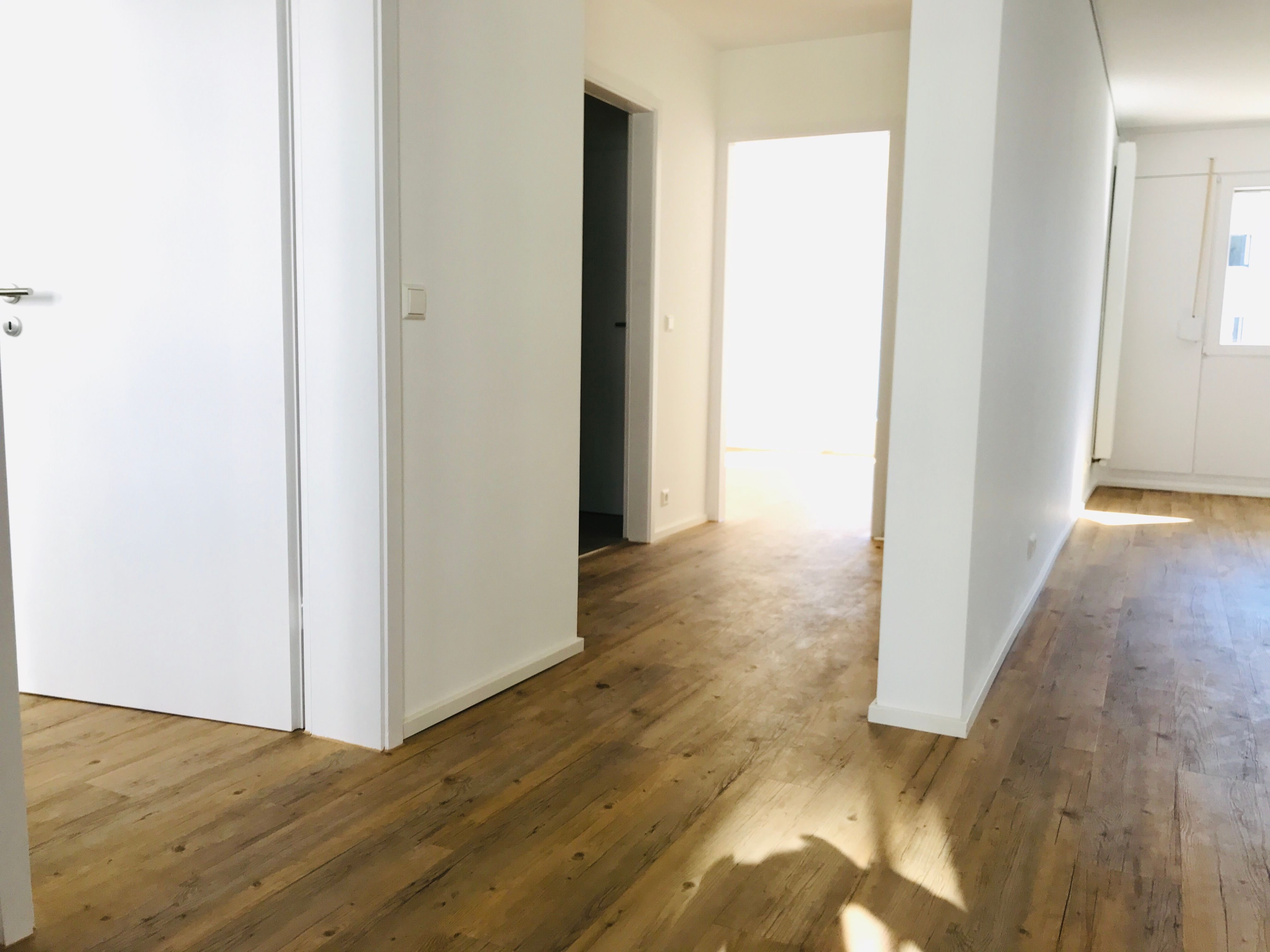 Wohnung zur Miete 1.300 € 2,5 Zimmer 61,6 m²<br/>Wohnfläche 3. UG<br/>Geschoss 01.12.2024<br/>Verfügbarkeit Neue Vorstadt Stuttgart 70174