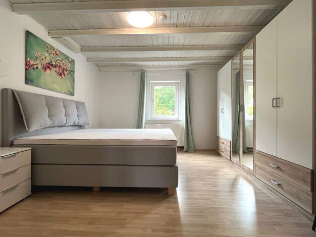 Studio zur Miete 650 € 3 Zimmer 77 m² 2. Geschoss Homberg 34576