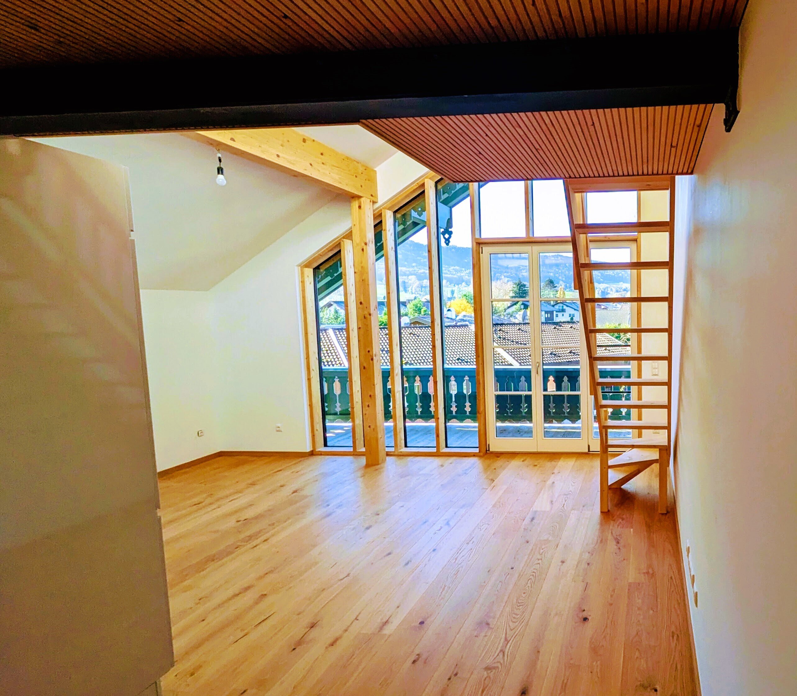 Penthouse zur Miete 1.100 € 2,5 Zimmer 68 m²<br/>Wohnfläche 2.<br/>Geschoss ab sofort<br/>Verfügbarkeit Hauptstr. 48 Bad Feilnbach 83075