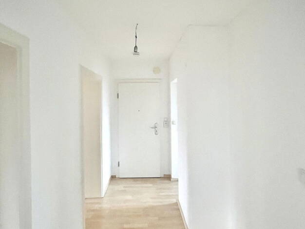 Wohnung zur Miete 880 € 3 Zimmer 82 m² 3. Geschoss Marktlerstrasse 60 Burghausen Burghausen 84489