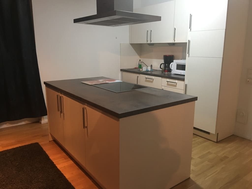 Wohnung zur Miete Wohnen auf Zeit 4.275 € 4 Zimmer 100 m²<br/>Wohnfläche ab sofort<br/>Verfügbarkeit Mailänder Platz Europaviertel Stuttgart 70173