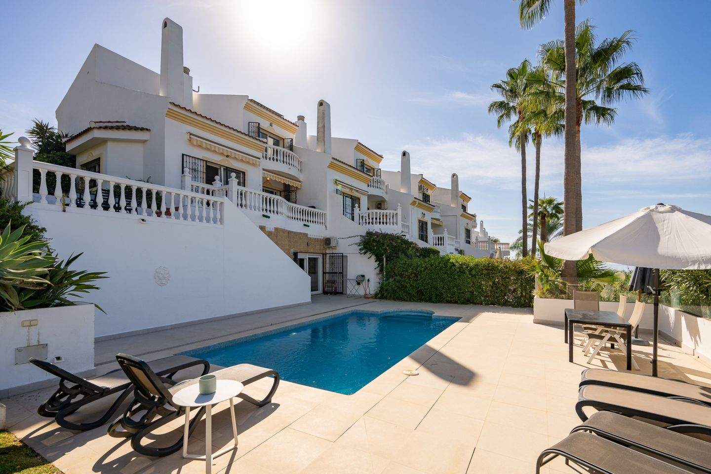 Immobilie in Wietzendorf - Großzügiges Stadthaus mit 4 Schlafzimmern in Calahonda mit Panoramablick und privatem Pool - Bild 1