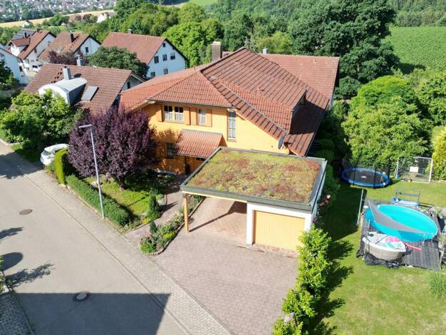 Einfamilienhaus zum Kauf 748.000 € 10 Zimmer 201,7 m² 551 m² Grundstück Weitmars Lorch 73547
