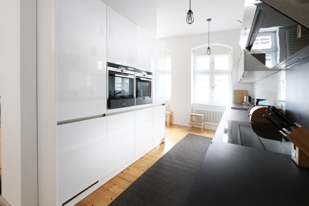 Wohnung zur Miete Wohnen auf Zeit 3.300 € 4 Zimmer 124 m²<br/>Wohnfläche 15.04.2025<br/>Verfügbarkeit Bödikerstraße Friedrichshain Berlin 10245