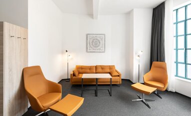 Wohnung zur Miete Wohnen auf Zeit 2.268 € 1 Zimmer 39 m² frei ab 17.11.2024 Seligenthaler Str. Nikola Landshut 84034