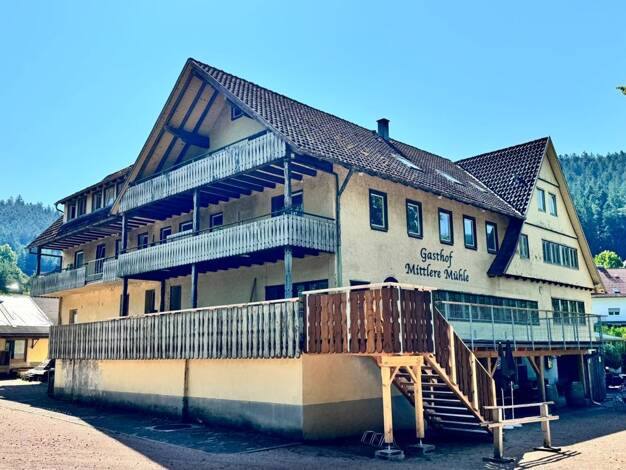 Wohn- und Geschäftshaus zum Kauf als Kapitalanlage geeignet 17 Zimmer 1.000 m² Ehlenbogen Alpirsbach / Ehlenbogen 72275