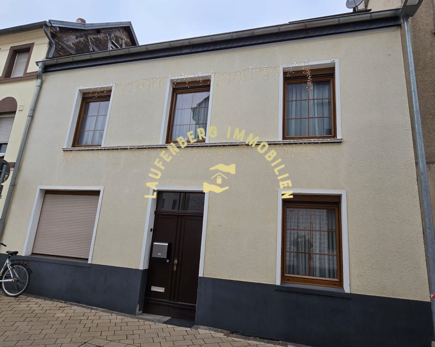 Haus zum Kauf 289.000 € 5 Zimmer 180 m²<br/>Wohnfläche 66 m²<br/>Grundstück Euskirchen Euskirchen 53879