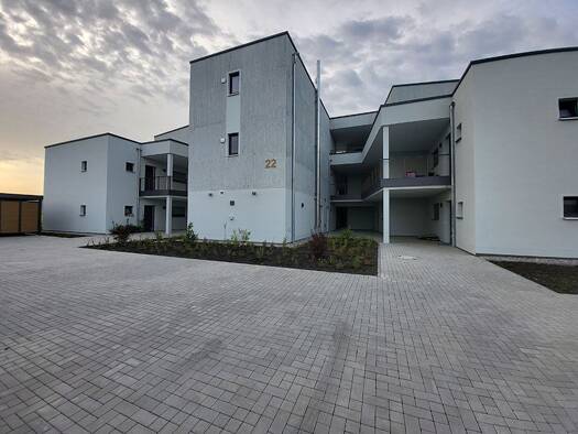 Terrassenwohnung zur Miete 936 € 3 Zimmer 72,2 m² 2 Geschosse frei ab 01.10.2026 Ipsheim Ipsheim 91472