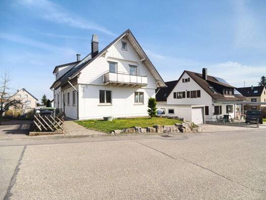 Doppelhaushälfte zum Kauf provisionsfrei 319.000 € 6 Zimmer 125 m² 225 m² Grundstück Etzwiesenstraße 15 Unterjettingen Jettingen 71131