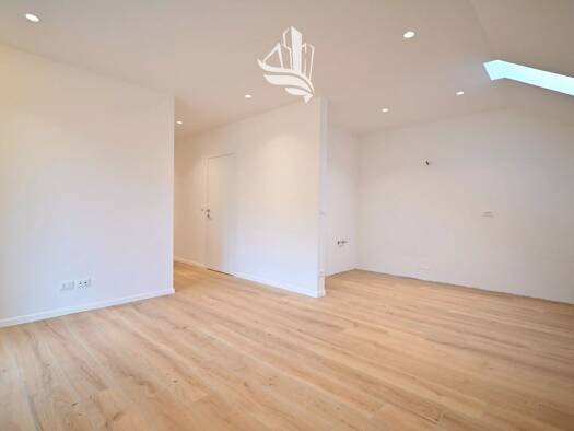 Studio zum Kauf 275.000 € 2 Zimmer 57 m² 2. Geschoss Latsch 39021