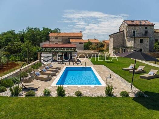 Haus zum Kauf 1.180.000 € 4 Zimmer 260 m² Babici Petrovija