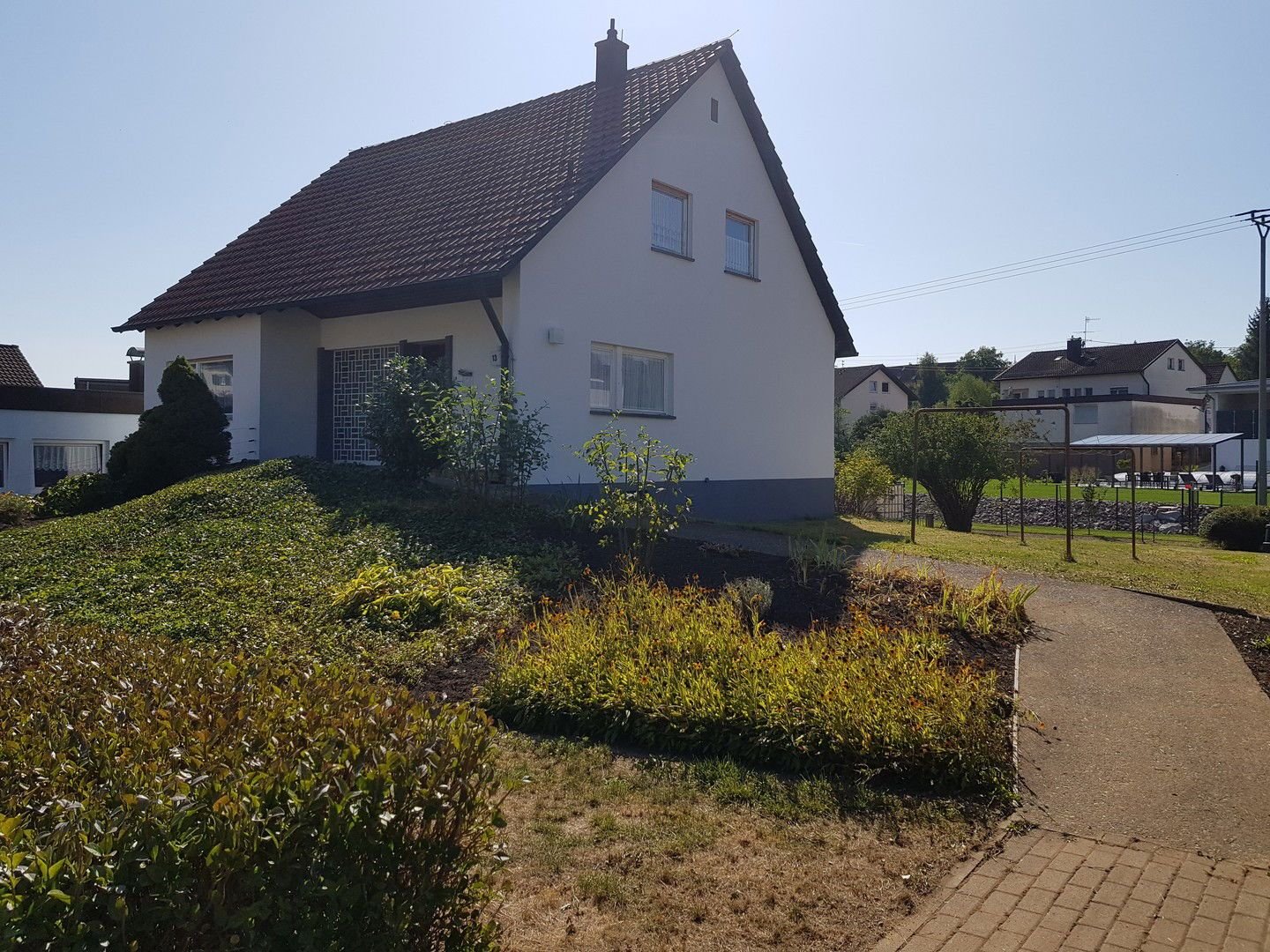 Einfamilienhaus zur Miete 1.800 € 6 Zimmer 165 m²<br/>Wohnfläche 746 m²<br/>Grundstück 01.01.2025<br/>Verfügbarkeit Minseln Rheinfelden - Minseln 79618