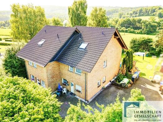 Mehrfamilienhaus zum Kauf 360.000 € 10 Zimmer 205 m² 943 m² Grundstück Breitscheidt 57539