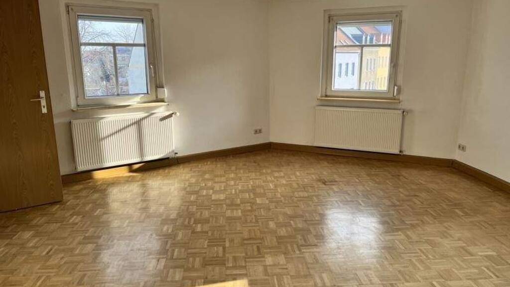Wohnung zur Miete 480 € 3 Zimmer 87,5 m² 2. Geschoss Meerane 08393