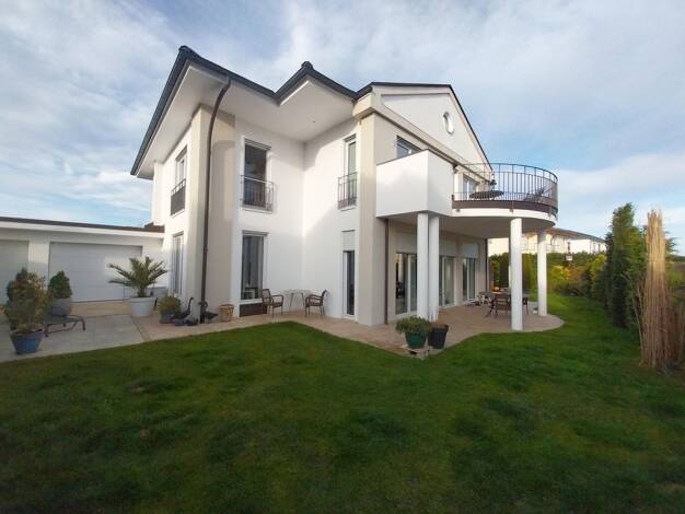 Villa zum Kauf provisionsfrei 1.290.000 € 5 Zimmer 230 m² 621 m² Grundstück Bellenberg 89287