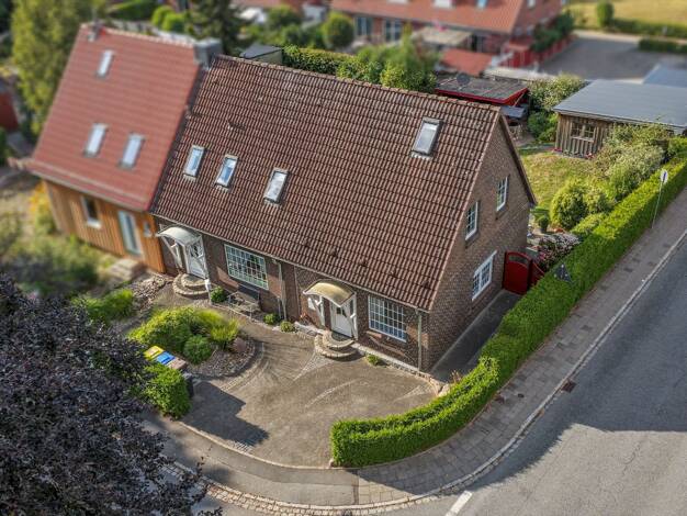 Doppelhaushälfte zum Kauf 359.000 € 5 Zimmer 131,6 m² 506 m² Grundstück Flintbek 24220