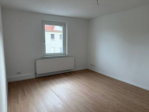 Wohnung zur Miete 449 € 2,5 Zimmer 65 m² Geschoss 1/2 frei ab sofort Burgstraße (Bad Kösen) 31 C Bad Kösen Naumburg (Saale) 06628