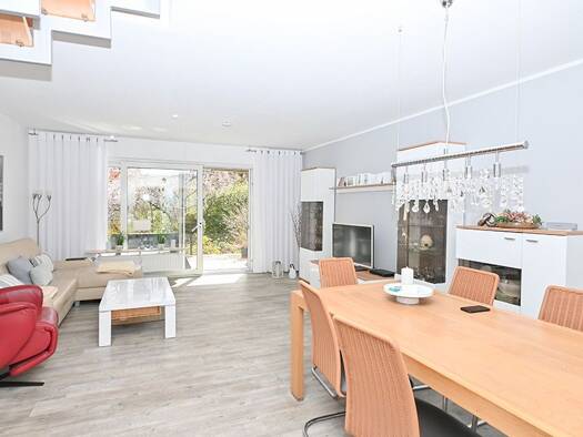 Wohnung zum Kauf 350.000 € 3 Zimmer 103 m² Langenhagen 30853