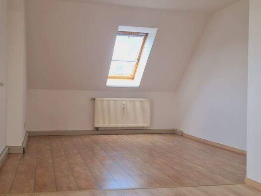 Wohnung zur Miete 260 € 2 Zimmer 41,4 m² Geschoss 4/4 frei ab sofort Lerchenstraße 3 Frankenberg 09669