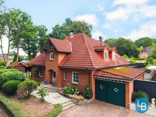 Einfamilienhaus zur Miete 2.000 € 6 Zimmer 217 m² 678 m² Grundstück frei ab 01.09.2026 Wittenborn 23829