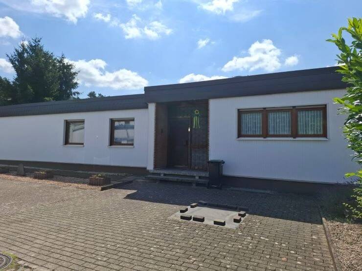 Einfamilienhaus zum Kauf 408.000 € 6 Zimmer 180 m²<br/>Wohnfläche 1.875 m²<br/>Grundstück Hassel St. Ingbert 66386