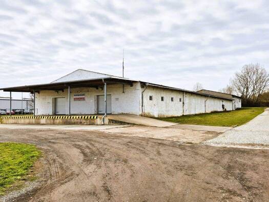 Lagerhalle zur Miete 2.750 € 1.440 m² Lagerfläche Edersleben 06528