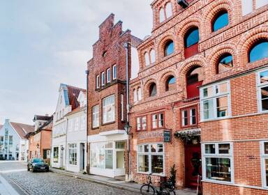 Stadthaus zum Kauf 698.000 € 7 Zimmer 198 m² 104 m² Grundstück frei ab sofort Altstadt Lüneburg 21335