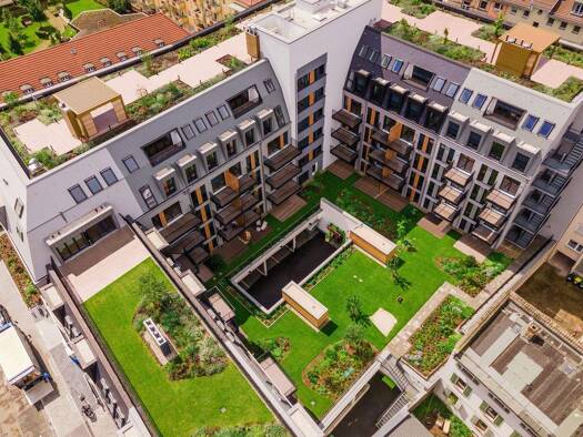 Wohnung zur Miete 1.390 € 2 Zimmer 45 m² 3. Geschoss Eichwaldstraße 68 Nordend-Ost Frankfurt am Main 60385