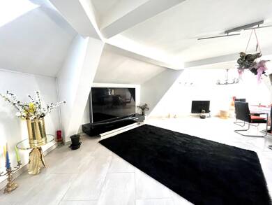 Wohnung zur Miete 1.950 € 4 Zimmer 154 m² Dachgeschoss, 4. Geschoss Stadtpark / Stadtgrenze 21 Fürth 90762