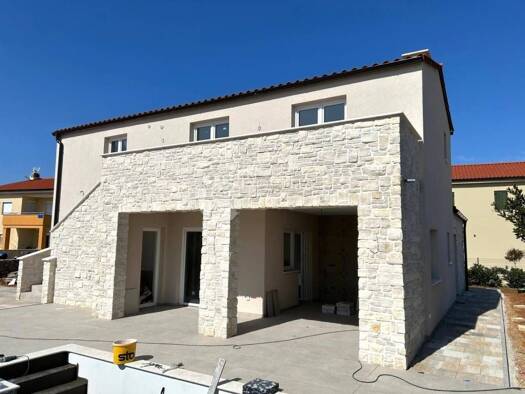 Haus zum Kauf 698.000 € 5 Zimmer 175 m² Sveti Anton, Malinska-Dubasnica Malinska