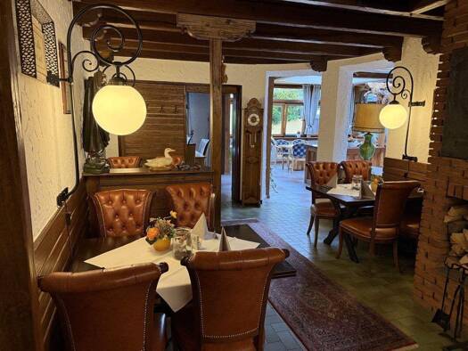 Restaurant zum Kauf 1.050.000 € 320 m² Gastrofläche 800 m² Grundstück Rathausstraße Rosbach Windeck 51570