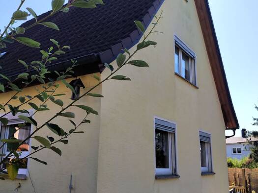 Einfamilienhaus zum Kauf 4 Zimmer 95 m² 259 m² Grundstück frei ab sofort Neustadt Neustadt b.Coburg 96465