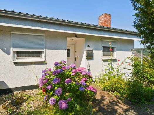 Wohnung zum Kauf 105.000 € 3 Zimmer 74 m² Niedenstein Niedenstein 34305