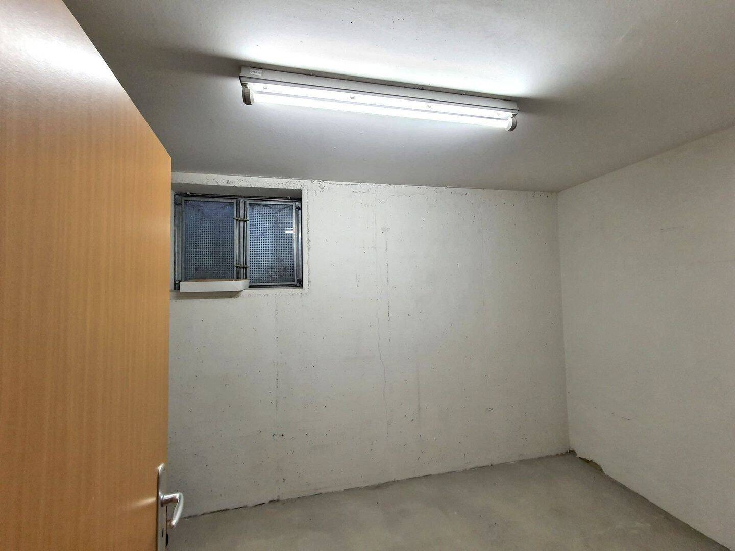 Property thumbnail 43