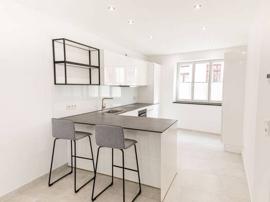 Stadthaus zur Miete 1.800 € 4 Zimmer 140 m² 85 m² Grundstück frei ab 01.05.2026 Altstadt Wismar 23966