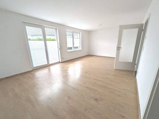 Reihenendhaus zur Miete 1.299 € 4 Zimmer 120 m² 100 m² Grundstück frei ab 01.01.2027 Langer Weg 104 Dölzig Schkeuditz 04435