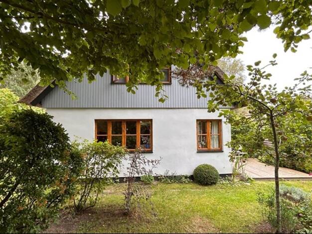 Haus zum Kauf 700.000 € 3 Zimmer 49,8 m² 330 m² Grundstück Althagen Ahrenshoop 18347