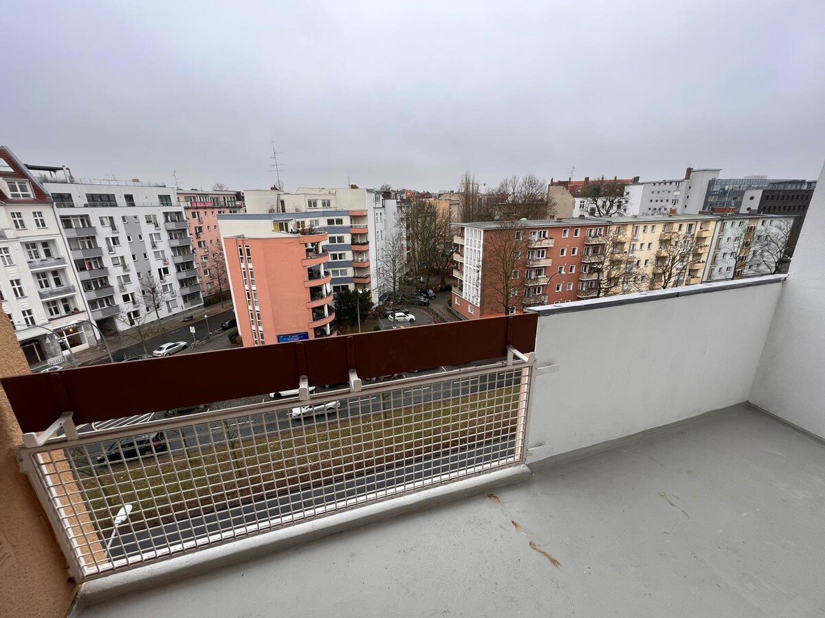 Terrassenwohnung zur Miete 1.200 € 1 Zimmer 32,5 m²<br/>Wohnfläche 5.<br/>Geschoss ab sofort<br/>Verfügbarkeit Wilmersdorf Berlin 10717