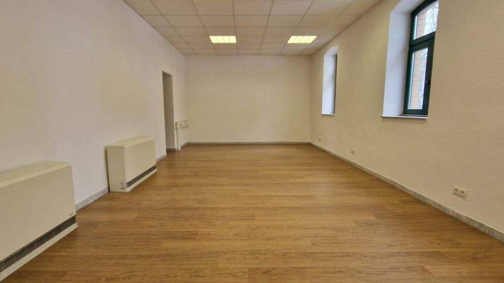 Büro zur Miete provisionsfrei 350 € 2 Zimmer 62 m² Bürofläche Ratswall 15 Bitterfeld Bitterfeld-Wolfen 06749