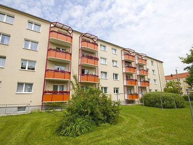 Wohnung zur Miete 409 € 3 Zimmer 58,4 m² 4. Geschoss Paul-Suhr-Str. 82A Südstadt Halle (Saale) 06128